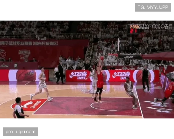 什么是双方犯规？了解篮球场上同时发生的吹罚规则详解