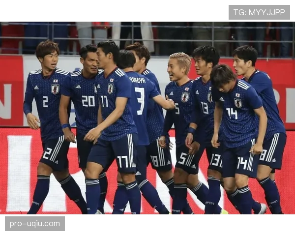 日本男足近期阵容调整出现积极变化，热身赛进攻效率提升得到体现